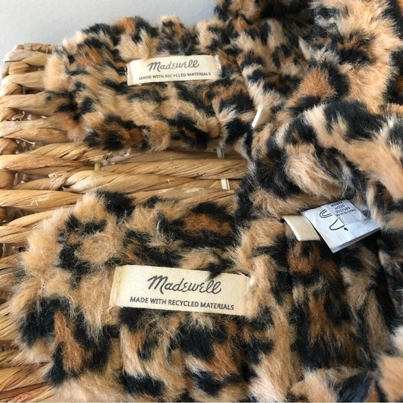 Madewell Leopard Quilted Scuff Faux Fur Slippers 8 - Picture 4 of 4